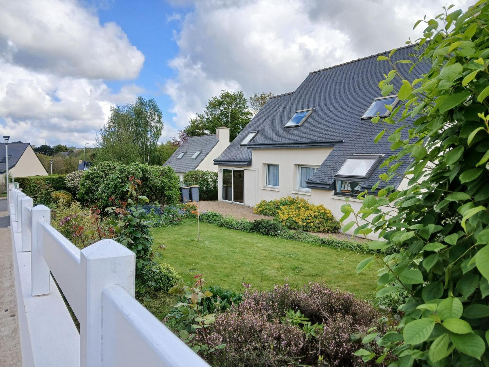 Maison Avec Jardin Clos La Roche Jaudy Exterior photo